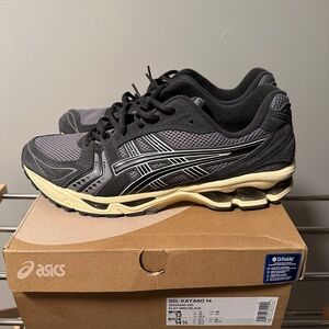 ASICS Gel-Kayano 14